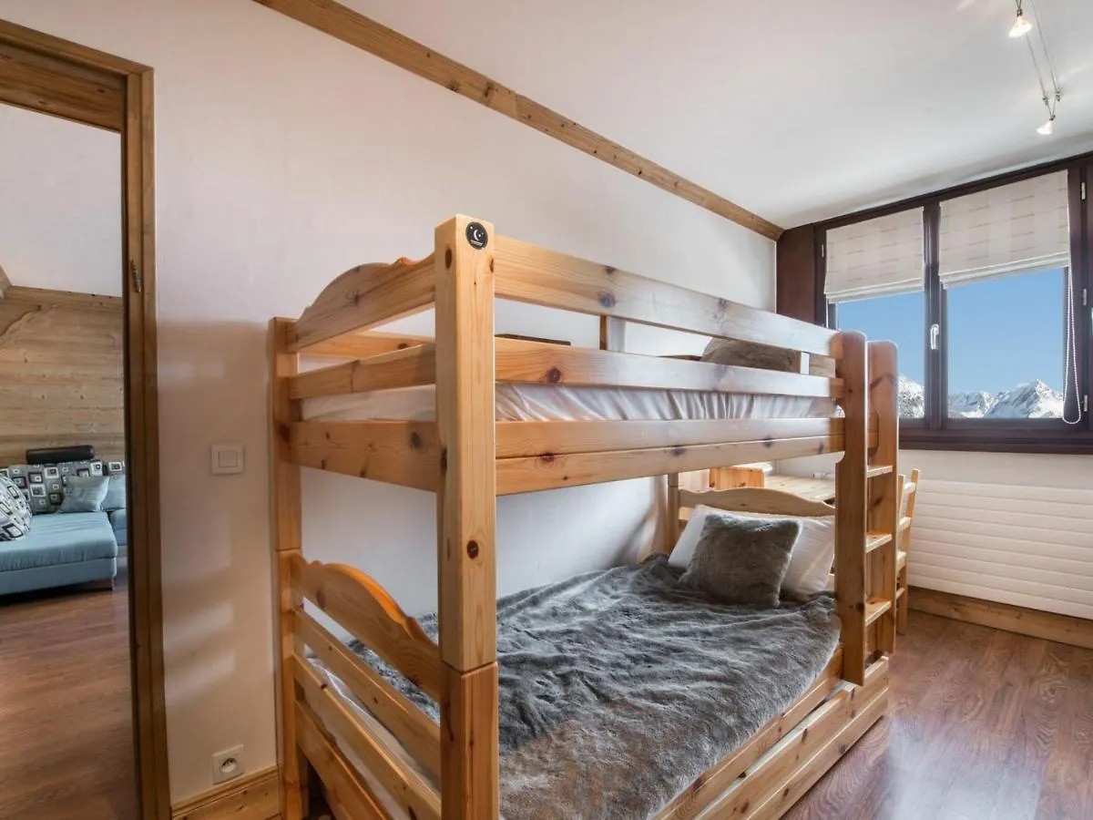 Appartement Courchevel 1850 Avec 2 Chambres Et Services Inclus - Fr-1-564-37 0*,